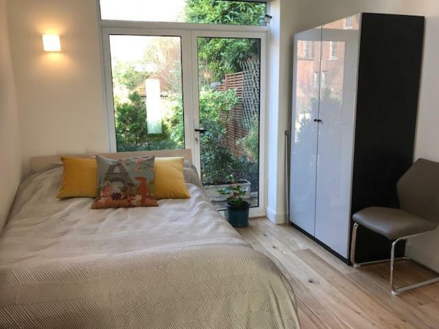 The Coach House 75 Epsom Road Lejlighed Guildford Eksteriør billede